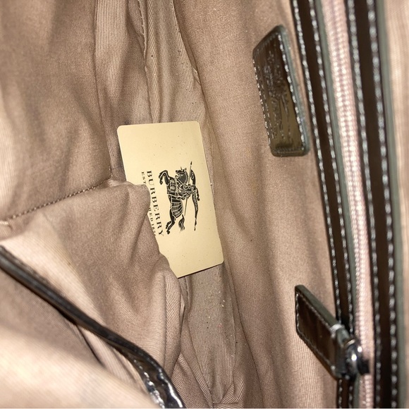 Authentic BURBERRY handbag - Picture 4 of 5